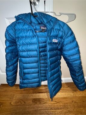 Patagonia Quilted Down Jacket - Bright Blue